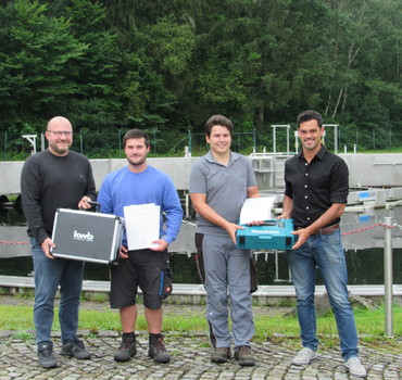 Im Bild von links (Freund – Betriebsleiter, Hilger, Hötzelsperger, Schwaiger – Geschäftsführer) @AUV Chiemsee